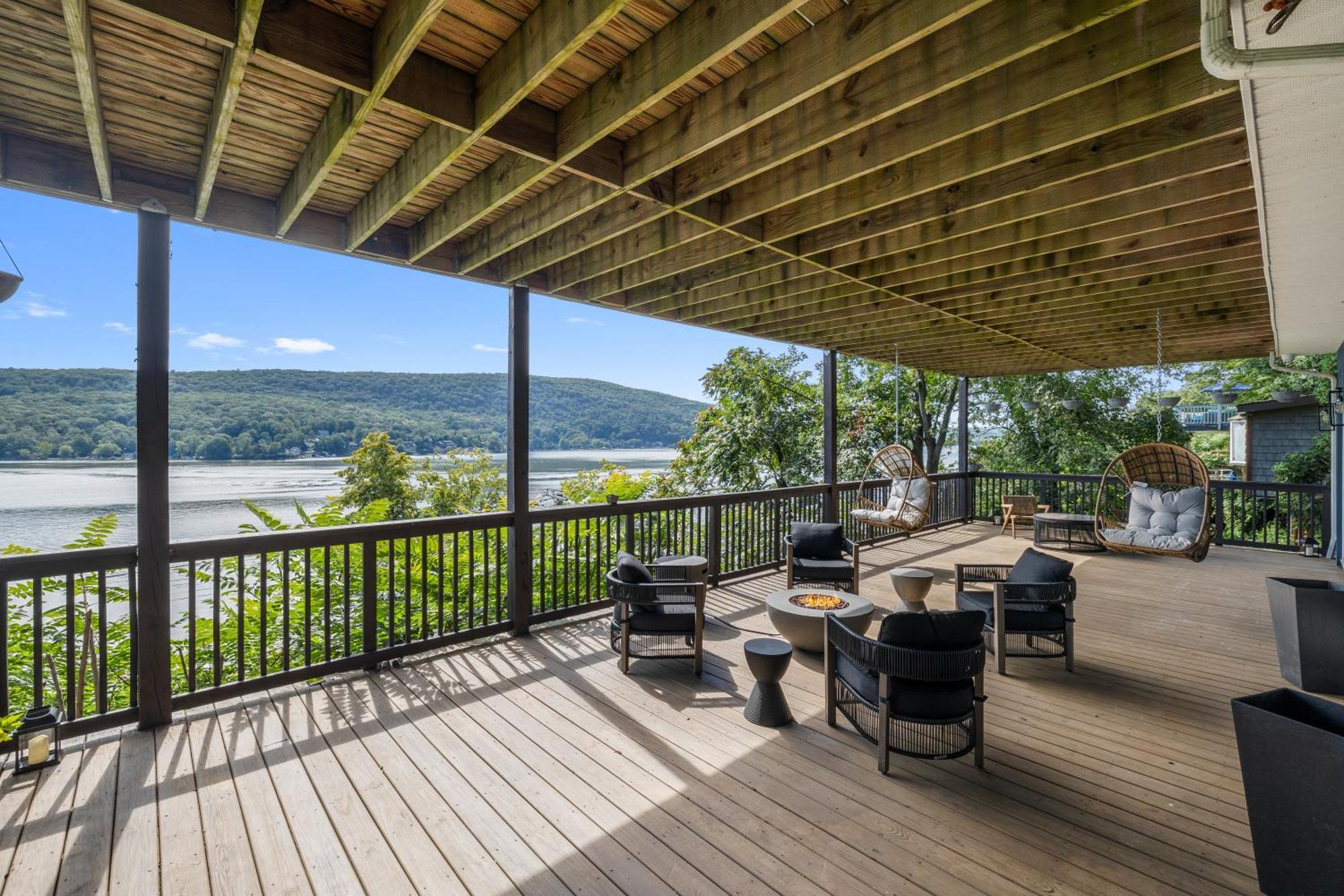 Lakeview House - Hot Tub - Firepit - Stunning Views - Spacious Deck - Cozy Living Room - Bar Greenwood Lake 外观 照片