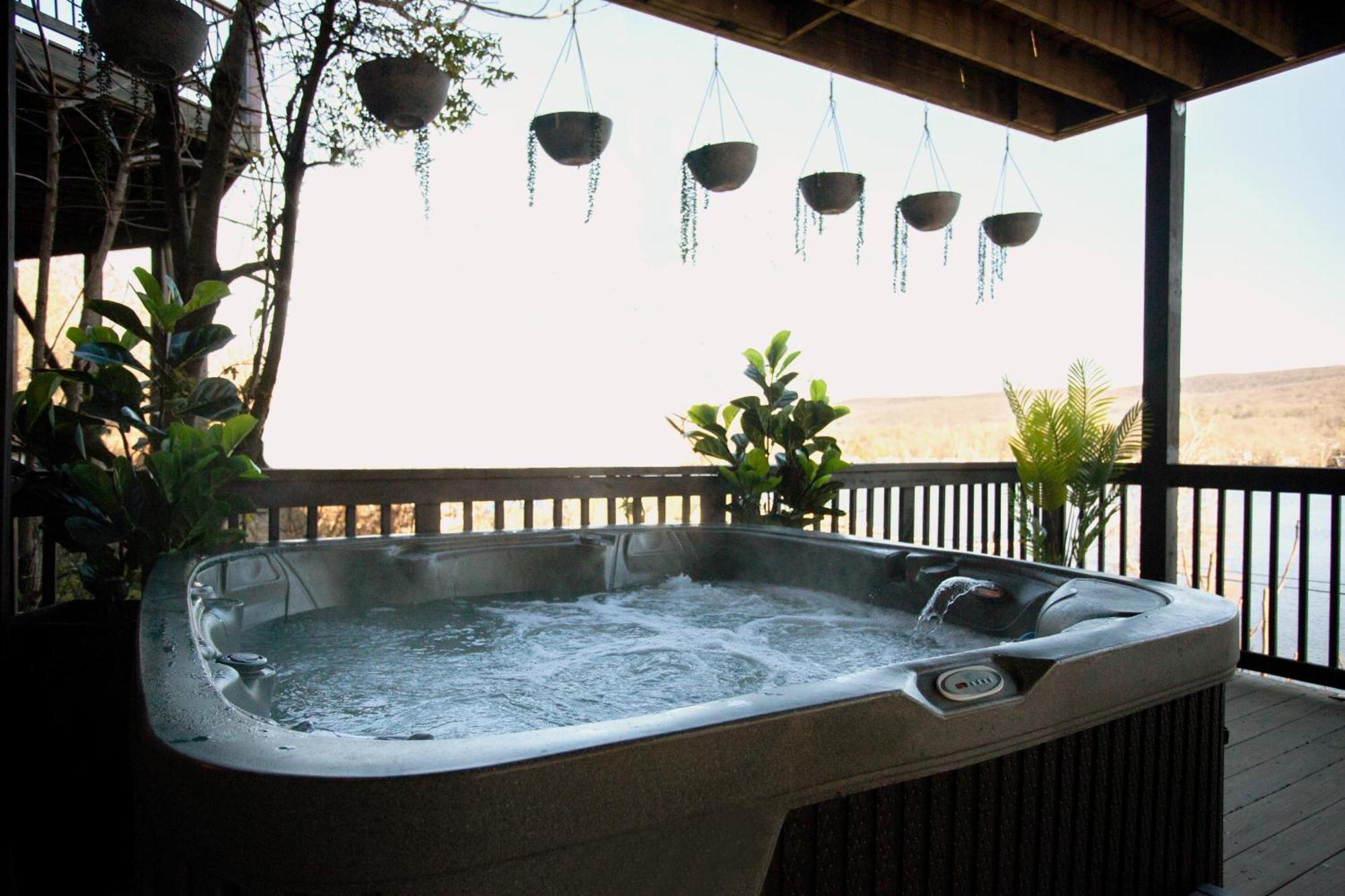 Lakeview House - Hot Tub - Firepit - Stunning Views - Spacious Deck - Cozy Living Room - Bar Greenwood Lake 外观 照片